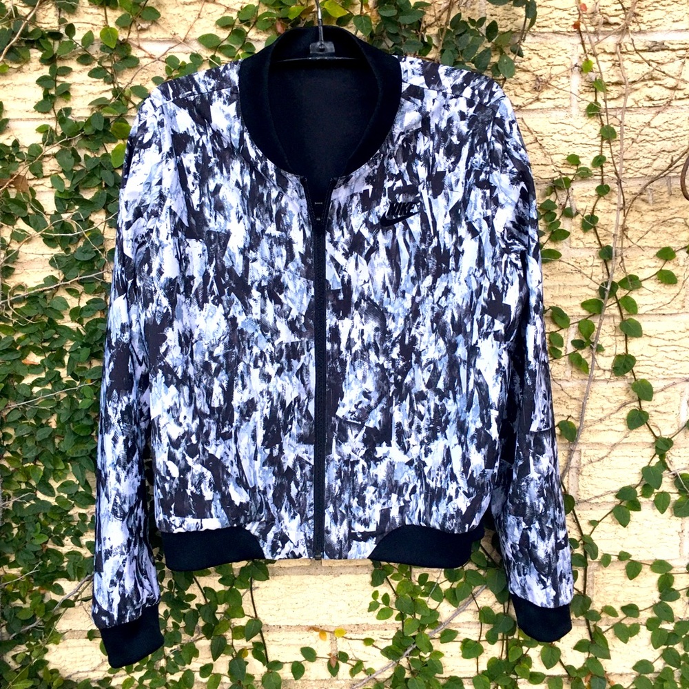 NIKE Reversible Jacket - Picture 2 of 5